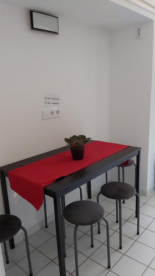 FREE PARKING - Tisza-parti Napfény Apartman Szeged Kültér fotó