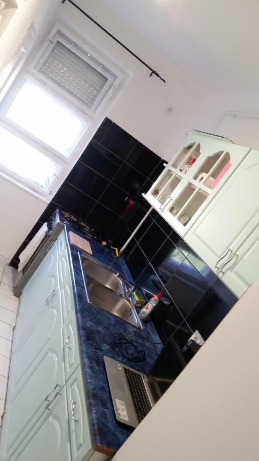 FREE PARKING - Tisza-parti Napfény Apartman Szeged Kültér fotó